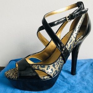 GUESS brand Black & Gold Heels